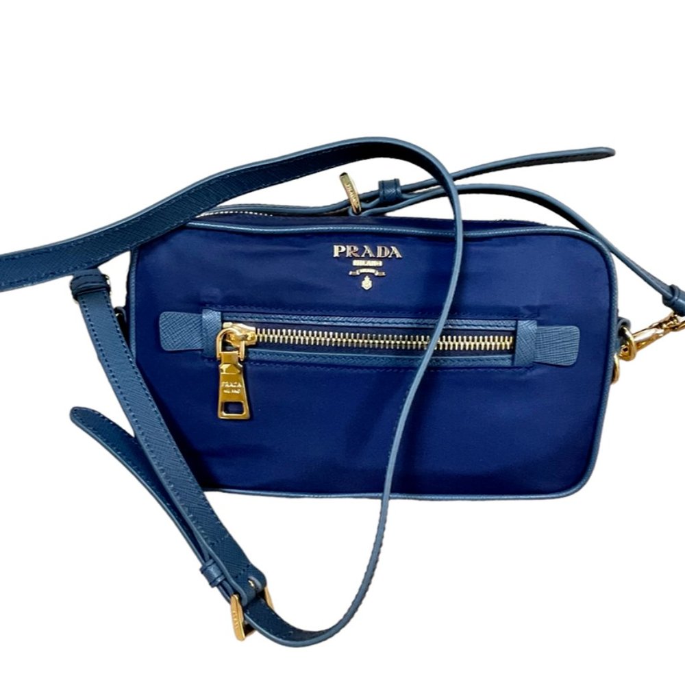 Prada Logo Nylon Crossbody Shoulder Bag w/Dust bags and ID Cards "NEW" $1240.00